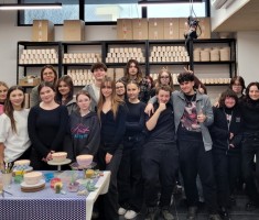 Powiększ zdjęcie Warsztaty%20ceramiczne