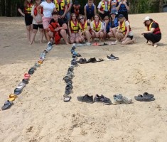 Powiększ zdjęcie Uczniowie kl. 1E z wychowawczynią