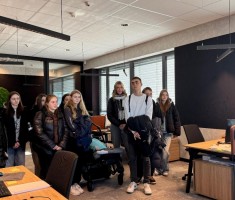 Powiększ zdjęcie Logistycy poznają firmę