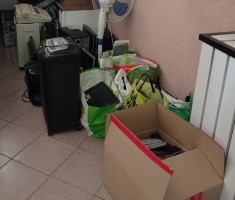 Powiększ zdjęcie Zebrane elektrośmieci