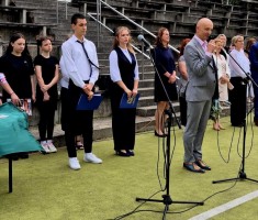 Powiększ zdjęcie Przewodniczący Rady Powiatu Pan Andrzej Weychan 