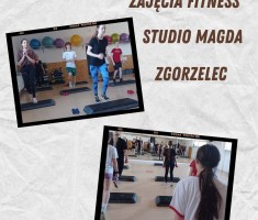 Powiększ zdjęcie Uczestnicy zajęć podczas ćwiczeń