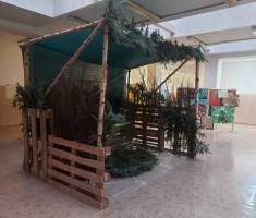 Powiększ zdjęcie Dekoracje bożonarodzeniowe w naszej szkole