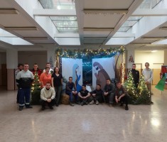 Powiększ zdjęcie Dekoracje bożonarodzeniowe w naszej szkole