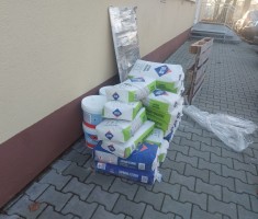 Powiększ zdjęcie Materiały budowlane przekazane przez firmę POROMER