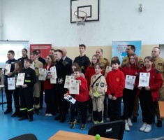 Powiększ zdjęcie Wspólne zdjęcie organizatorów i uczestników