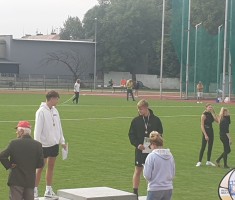 Powiększ zdjęcie Na podium brakuje już tylko najlepszego oszczepnika zawodów 