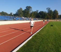 Powiększ zdjęcie Oliwer Pająk w trakcie biegu