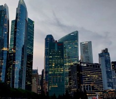 Powiększ zdjęcie Zdjęcie przedstawia Marina Bay Sands