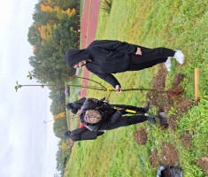 Powiększ zdjęcie zdjęcie sadu i pracowni sadownictwa