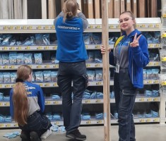 Powiększ zdjęcie Uczennice podczas zajęć praktycznych