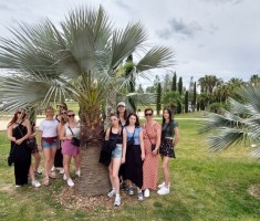 Powiększ zdjęcie Zdjęcie przedstawia uczestników wyjazdu