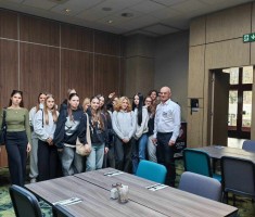 Powiększ zdjęcie Uczniowie klasy 2H w hotelu