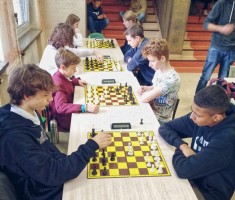 Przejdź do - Szachy