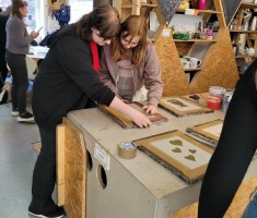 Powiększ zdjęcie Warsztaty z sitodruku