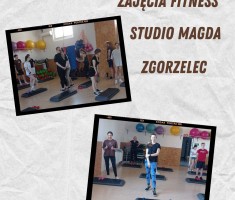 Powiększ zdjęcie Uczestnicy zajęć podczas ćwiczeń