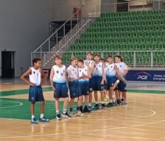 Przejdź do - 1/2 strefy J.G. w koszykówce chłopców - IDZ