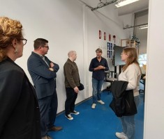 Powiększ zdjęcie Teacher Training