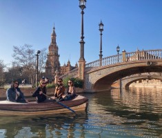 Powiększ zdjęcie Relaks w łódce