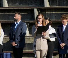 Powiększ zdjęcie Przemówienie Pani Dyrektor