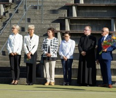 Powiększ zdjęcie Zaproszenie goście oraz nowi pracownicy szkoły