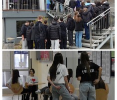 Powiększ zdjęcie Dzień Otwarty - ósmoklasiści z wizytą w szkole oraz młodzież oprowadzająca