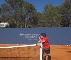 Powiększ zdjęcie Dawid%20podczas%20treningu%20w%20akademii