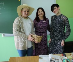 Powiększ zdjęcie Słodki poczęstunek dla Pani od j.niemieckiego