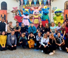 Powiększ zdjęcie Zdjęcie grupowe w Energylandii