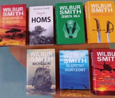 Powiększ zdjęcie Książki przekazane bibliotece podczas akcji