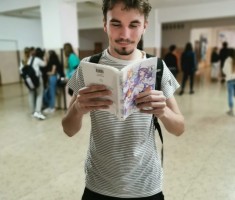 Powiększ zdjęcie Uczniowie podczas akcji 