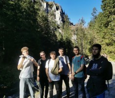 Powiększ zdjęcie W Dolinie Kościeliskiej