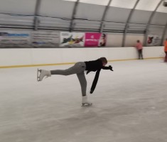 Powiększ zdjęcie Jazda figurowa.