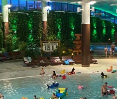 Powiększ zdjęcie Uczestnicy wycieczki w Termach Maltańskich