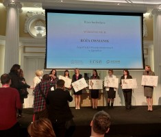 Powiększ zdjęcie Nagrodzeni i wyróżnieni nauczyciele