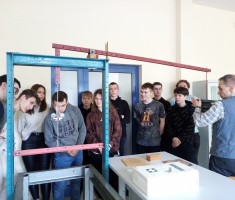 Przejdź do - Uczniowie technikum budowlanego na Uniwersytecie Zielonogórskim