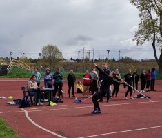 Powiększ zdjęcie Nina Rzeźniczak podczas oddawania rzutu w konkurencji rzutu oszczepem