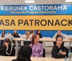 Powiększ zdjęcie Teoretyczne zapoznanie uczniów z zasadami BHP obowiązującymi na terenie zakładu