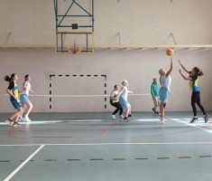 Powiększ zdjęcie Próba bloku podczas meczu z LO Cogito Zgorzelec