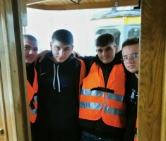 Powiększ zdjęcie Zajezdnia 