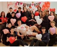 Powiększ zdjęcie Walentynkowa klasa 2R