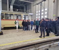 Powiększ zdjęcie Zwiedzanie Zajezdni