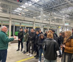 Powiększ zdjęcie Zwiedzanie Zajezdni