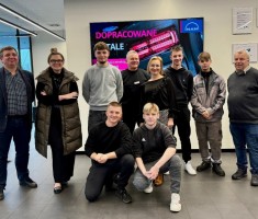 Przejdź do - Topowa 5 stypendystów technikum pojazdów samochodowych