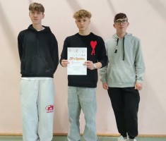 Przejdź do - Podium drużyny szachowej