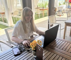 Powiększ zdjęcie Zdjęcie przedstawia uczestników praktyk zawodowych w ramach Erasmus+ we Włoszech