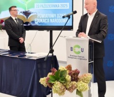 Powiększ zdjęcie Starosta Zgorzelecki - pan Artur Bieliński