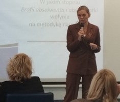 Powiększ zdjęcie Zdjęcie przedstawia uczestników wydarzenia