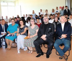 Powiększ zdjęcie Wychowawcy klas trzecich