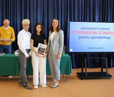 Przejdź do - Stypendia Starosty Powiatu Zgorzeleckiego wręczone!